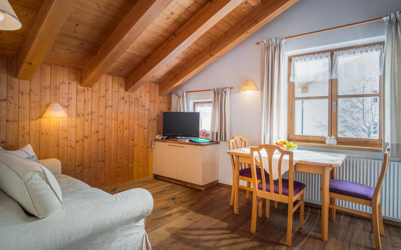 Pension Juliana Lech am Arlberg Exterior foto