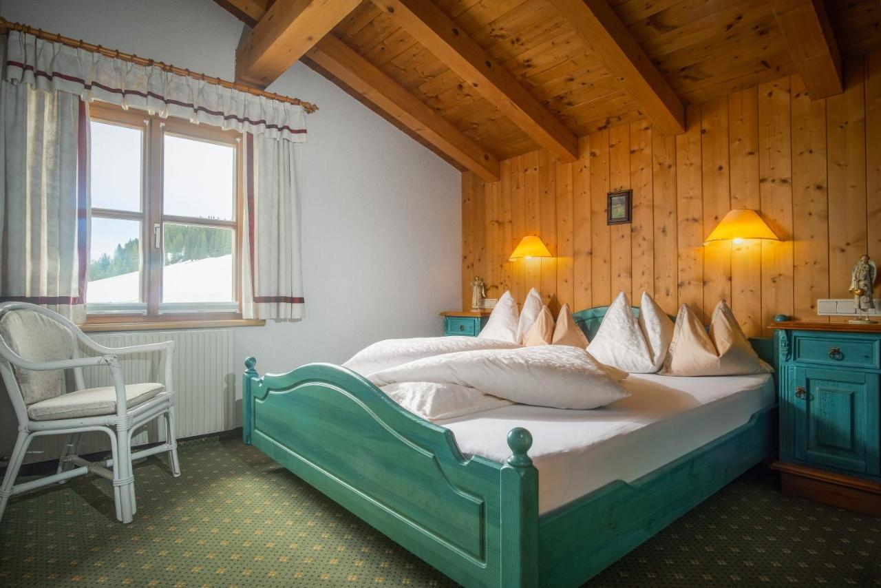 Pension Juliana Lech am Arlberg Exterior foto